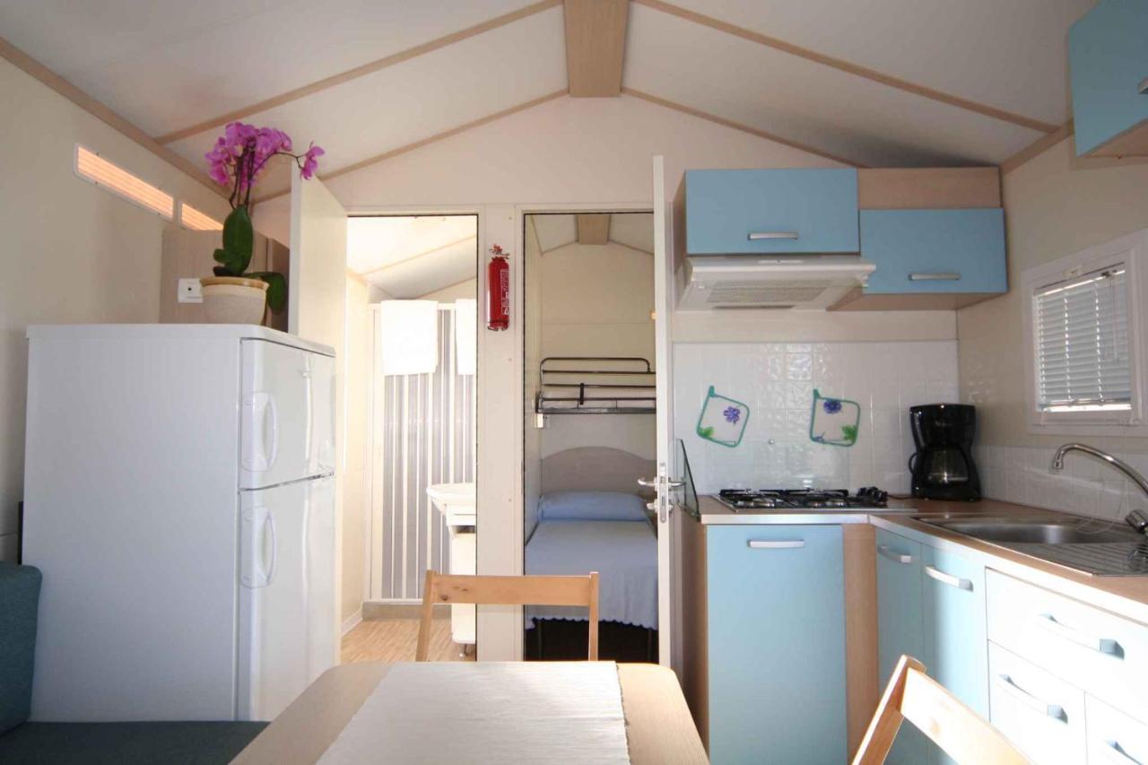 Mobilehomes In Pieve Vecchia - Norditalienische Seen 22044 Manerba del Garda Kültér fotó